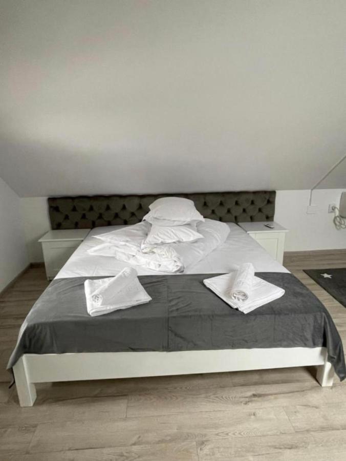 Apartelim Mînăstirea Humorului Exteriör bild